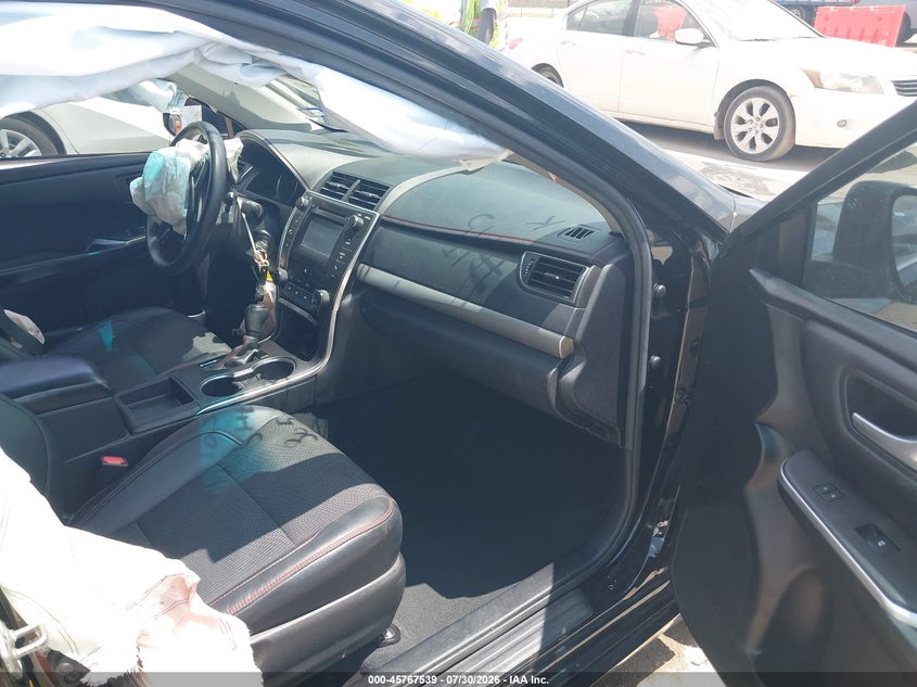TOYOTA CAMRY - zdjęcie 5