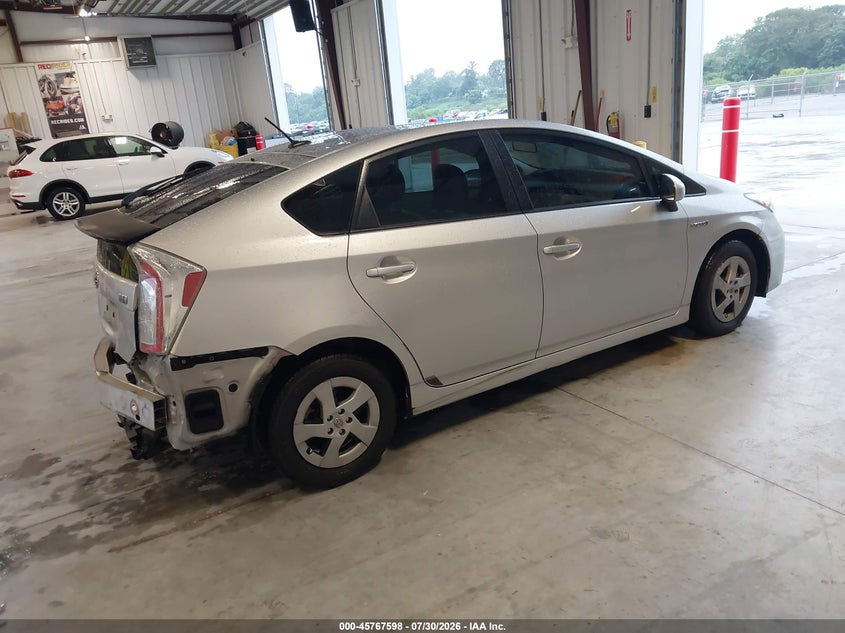 Vin: jtdkn3du7d0350112, lot: 46266348, toyota prius three 20134