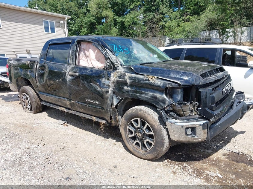 TOYOTA TUNDRA - zdjęcie 1