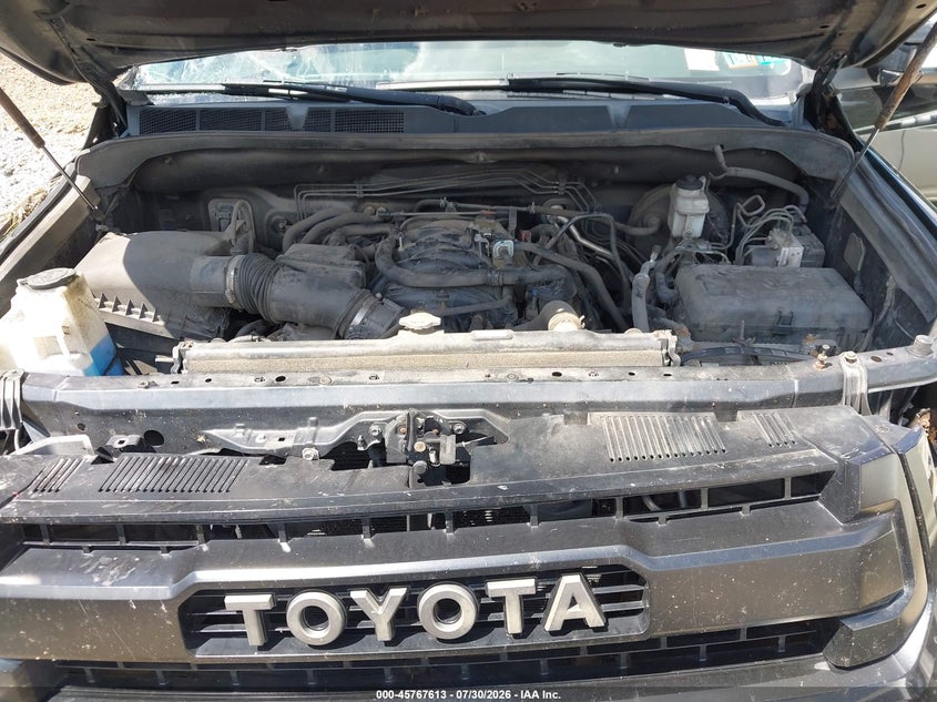 TOYOTA TUNDRA - zdjęcie 10