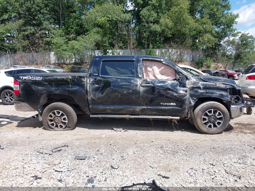 TOYOTA TUNDRA - zdjęcie 14