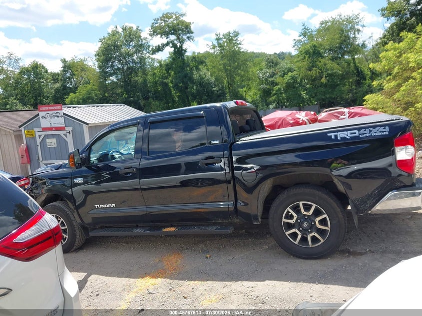 TOYOTA TUNDRA - zdjęcie 15