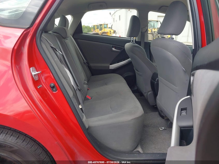 2012 TOYOTA PRIUS auction photo 8