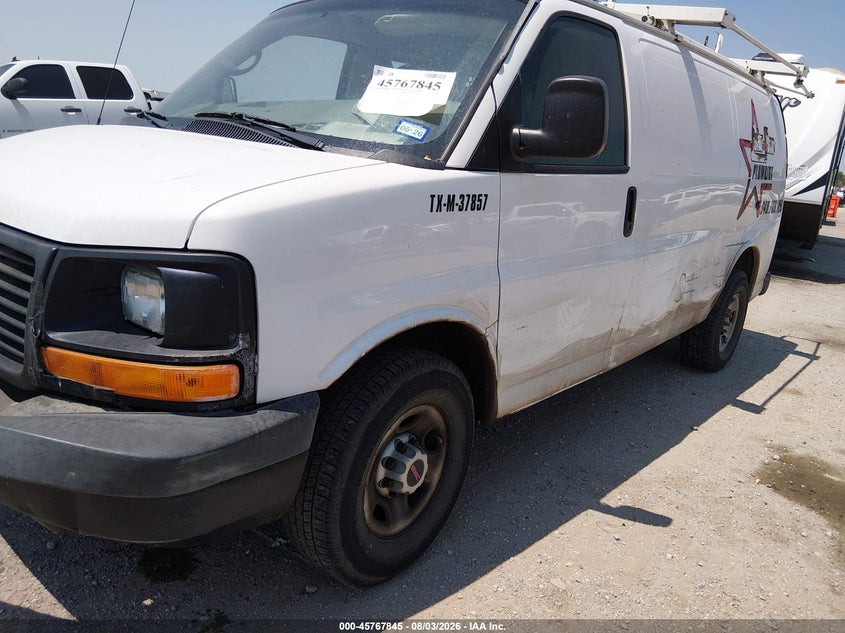 2015 GMC SAVANA VAN 4.8L V-8 VVT, 285HP