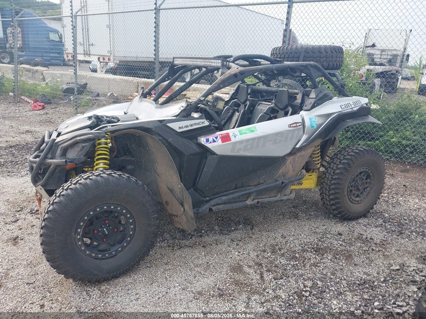 2019 CAN-AM MAVERICK X3 auction photo 2
