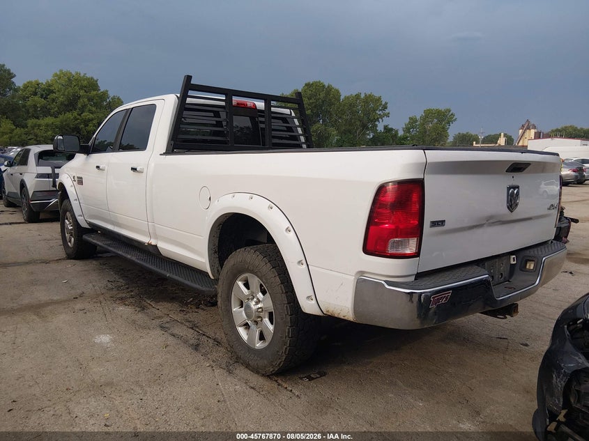 Vin: 3d7ut2cl4bg613477, lot: 46266620, ram ram 2500 slt 20113