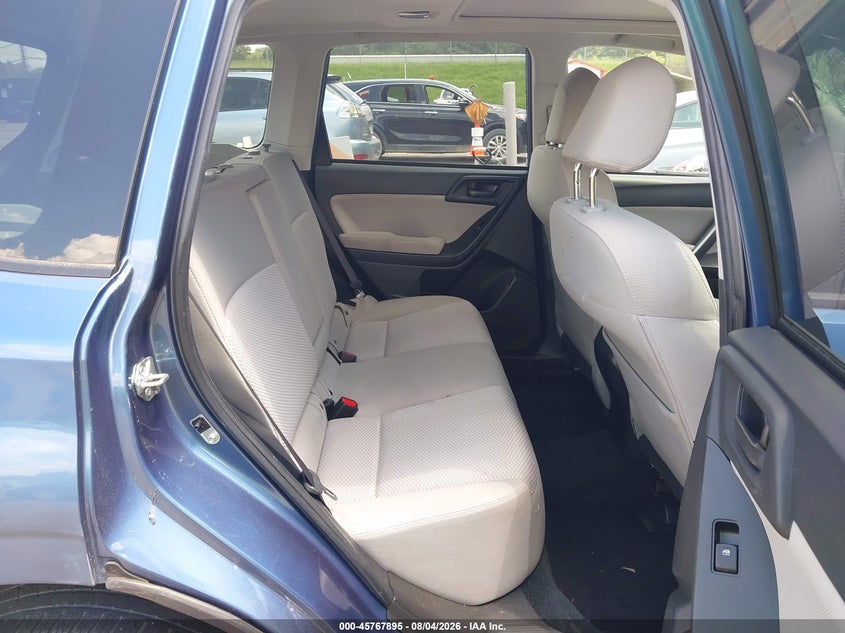 2015 SUBARU FORESTER auction photo 8