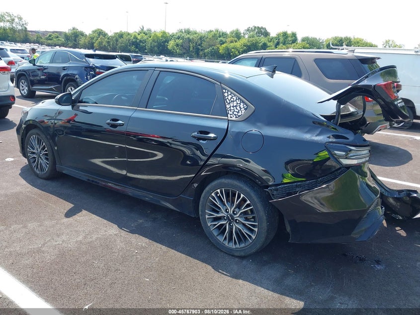 2023 KIA FORTE auction photo 3
