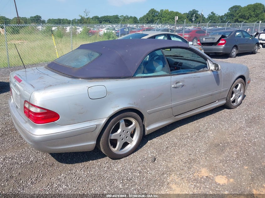 2002 MERCEDES-BENZ CLK 430 auction photo 4