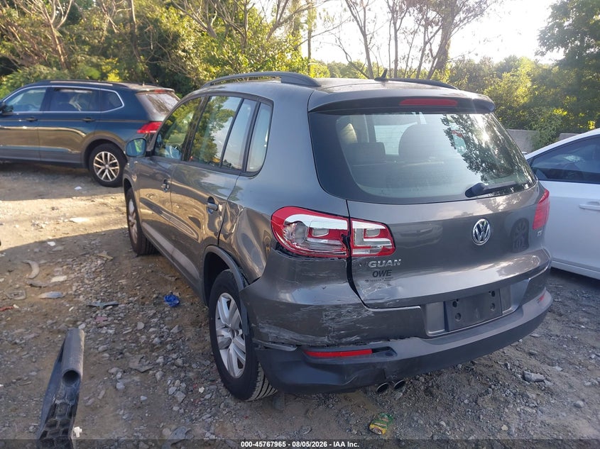 2016 VOLKSWAGEN TIGUAN auction photo 3