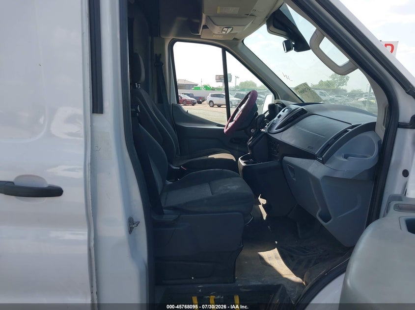 2015 FORD TRANSIT-250 auction photo 5