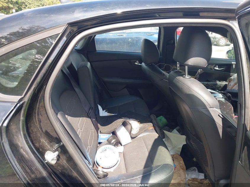2023 KIA FORTE auction photo 8
