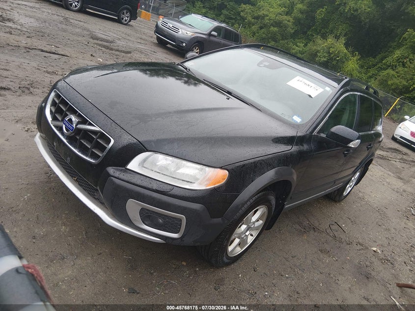 2013 VOLVO XC70 auction photo 2