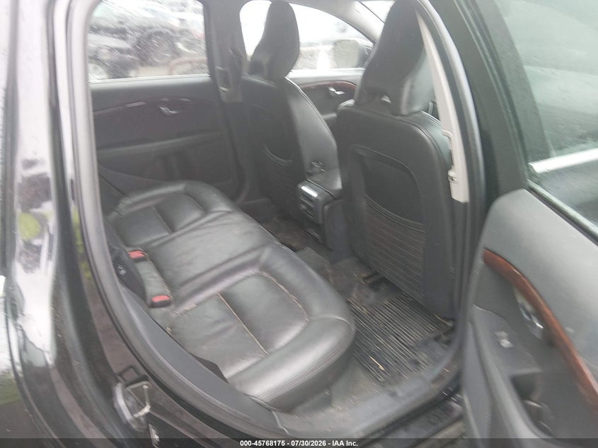 2013 VOLVO XC70 auction photo 8