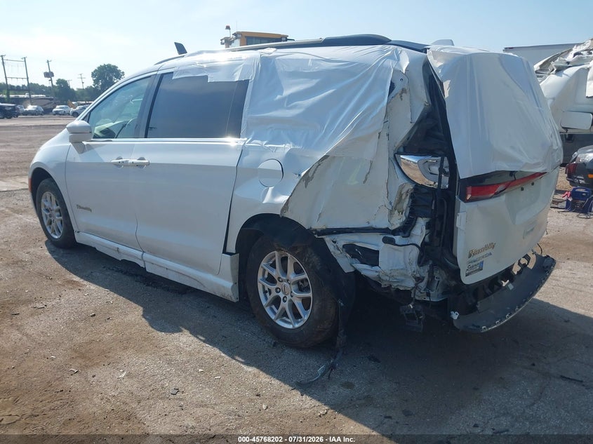 Vin: 2c4rc1bg7nr217945, lot: 46266951, chrysler pacifica touring l 20223