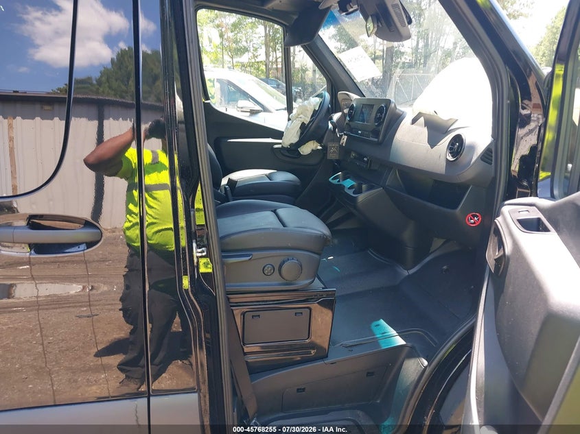 MERCEDES-BENZ SPRINTER 2500 2024 VIN W1Z4NFHY4RP662451
