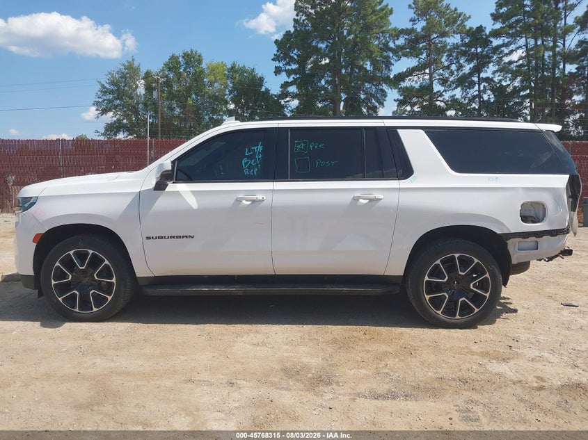 CHEVROLET SUBURBAN - zdjęcie 15