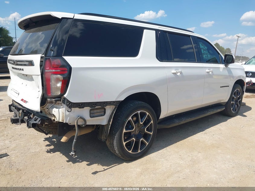 CHEVROLET SUBURBAN - zdjęcie 4