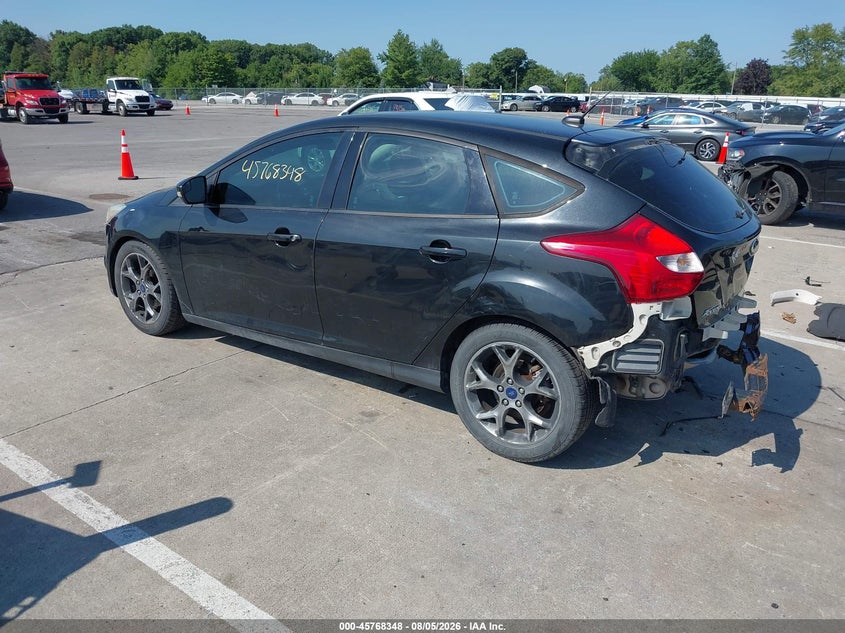 Vin: 1fadp3k26el337877, lot: 46267097, ford focus se 20143