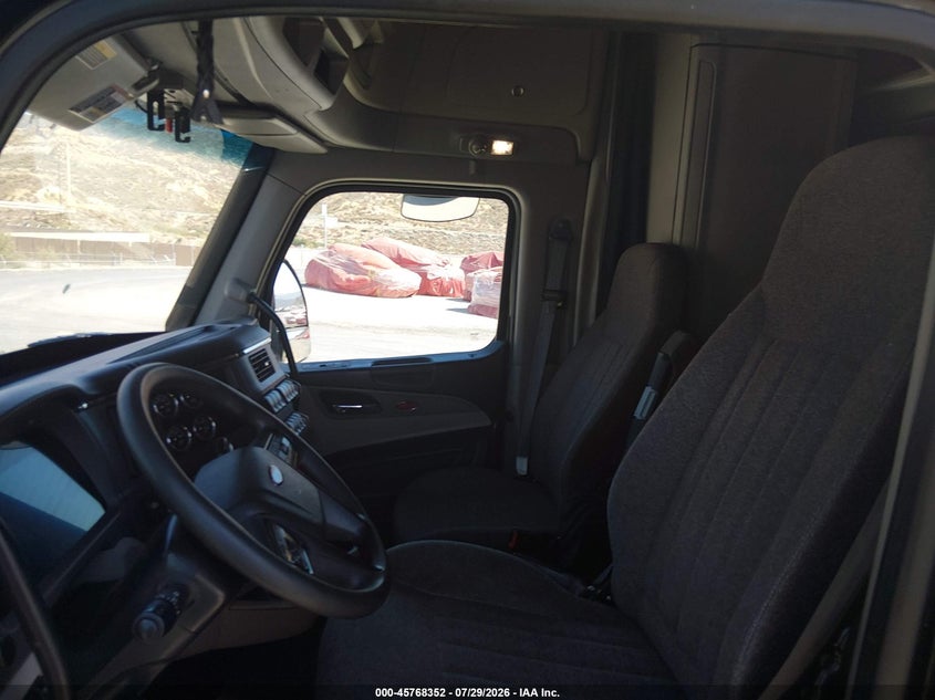 2024 PETERBILT 579 auction photo 7