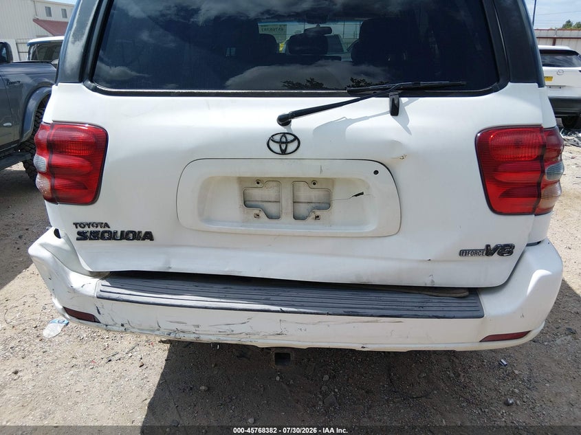 2004 TOYOTA SEQUOIA auction photo 6