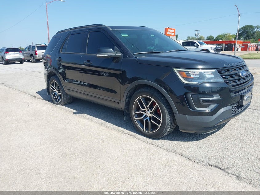 Vin: 1fm5k8gt9hgd73339, lot: 46267325, ford explorer sport 2017 img_1