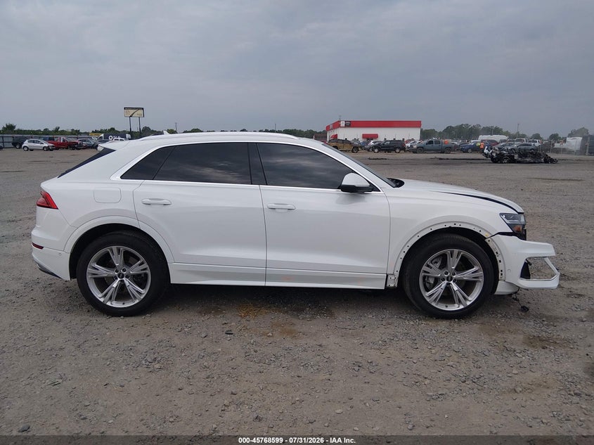 AUDI Q8 - zdjęcie 14