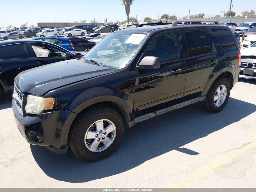 Vin: 1fmcu0dg4akb20233, lot: 46267376, ford escape xlt 20102