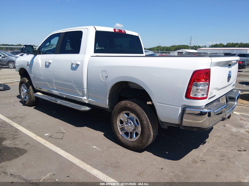 Vin: 3c6ur5dl7ng119702, lot: 46267423, ram 2500 big horn  4x4 6'4 box 20223