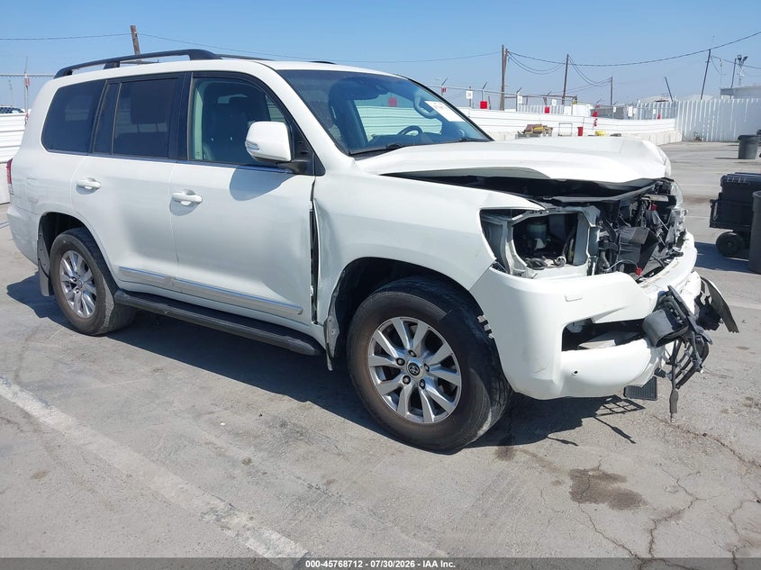 2018 TOYOTA LAND CRUISER auction photo 1