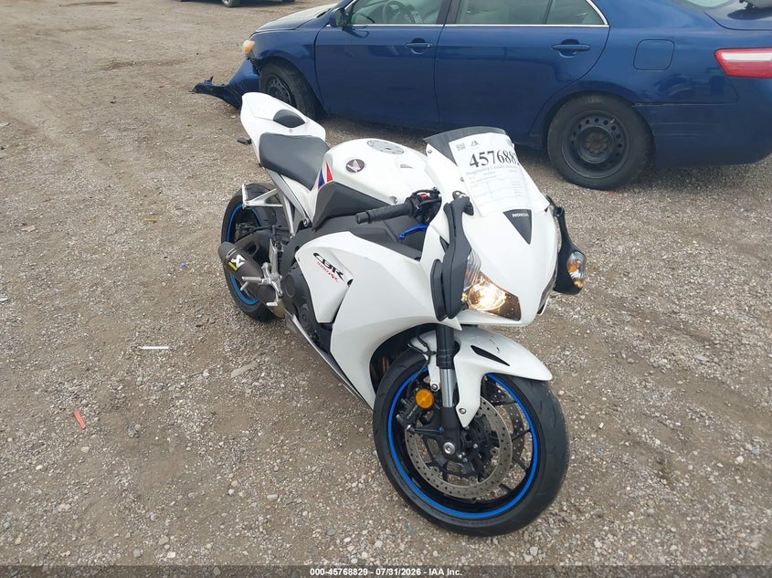 2012 HONDA CBR1000 — zdjęcie z aukcji
