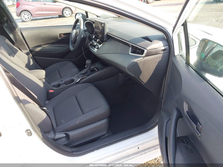 TOYOTA COROLLA - zdjęcie 5