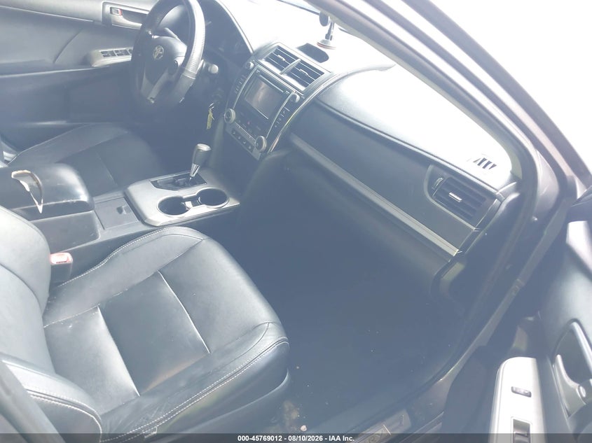 2013 TOYOTA CAMRY auction photo 5