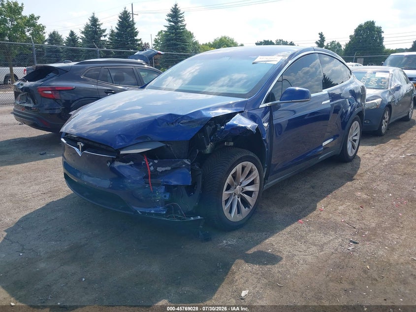 2020 TESLA MODEL X auction photo 2