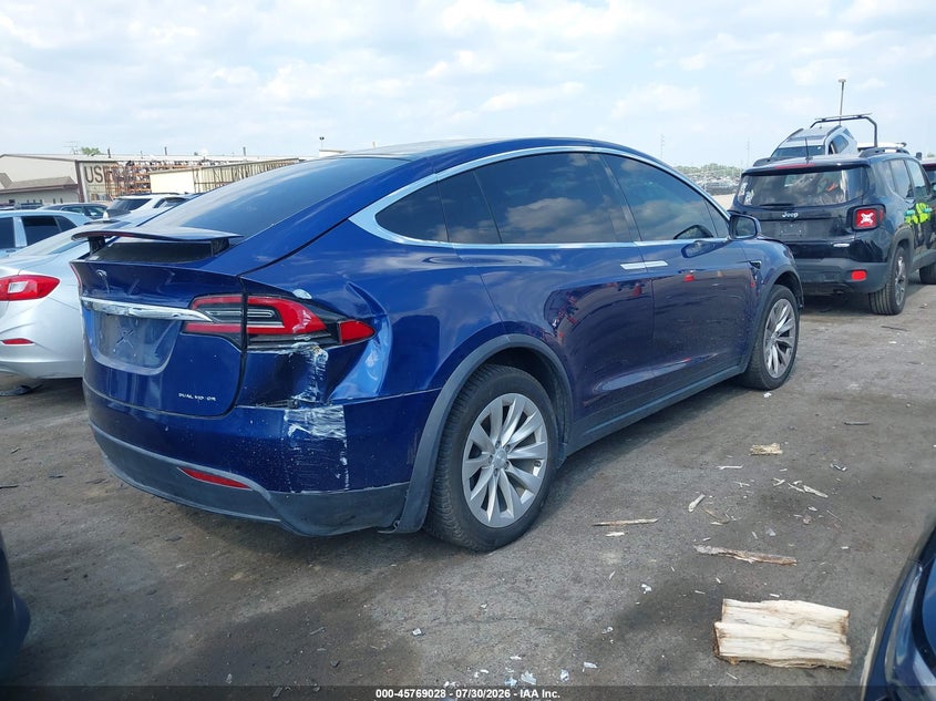 2020 TESLA MODEL X auction photo 4