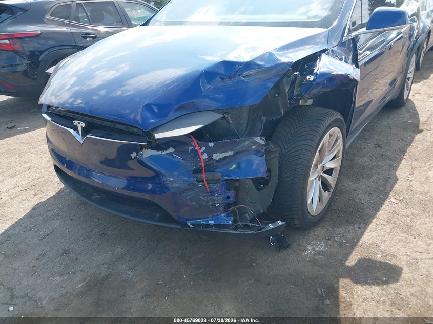 2020 TESLA MODEL X auction photo 6