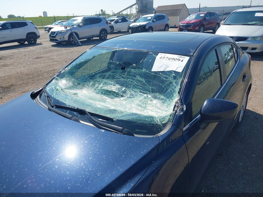 2015 MAZDA MAZDA3 auction photo 6