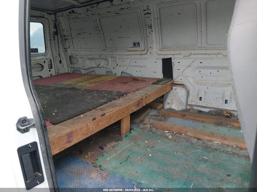 2012 FORD E-250 auction photo 8