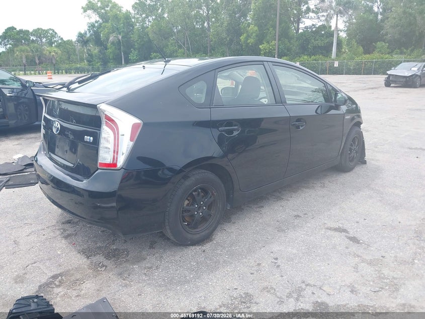 Vin: jtdkn3du7d0346366, lot: 46267941, toyota prius two 20134