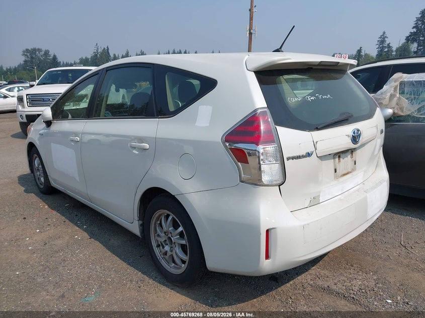 2015 TOYOTA PRIUS V auction photo 3