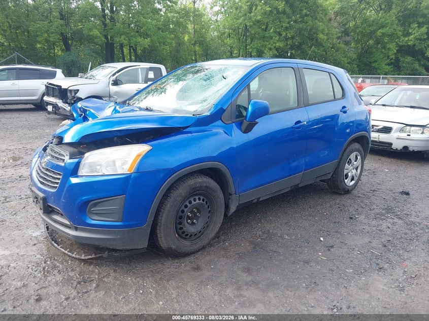 2015 CHEVROLET TRAX auction photo 2