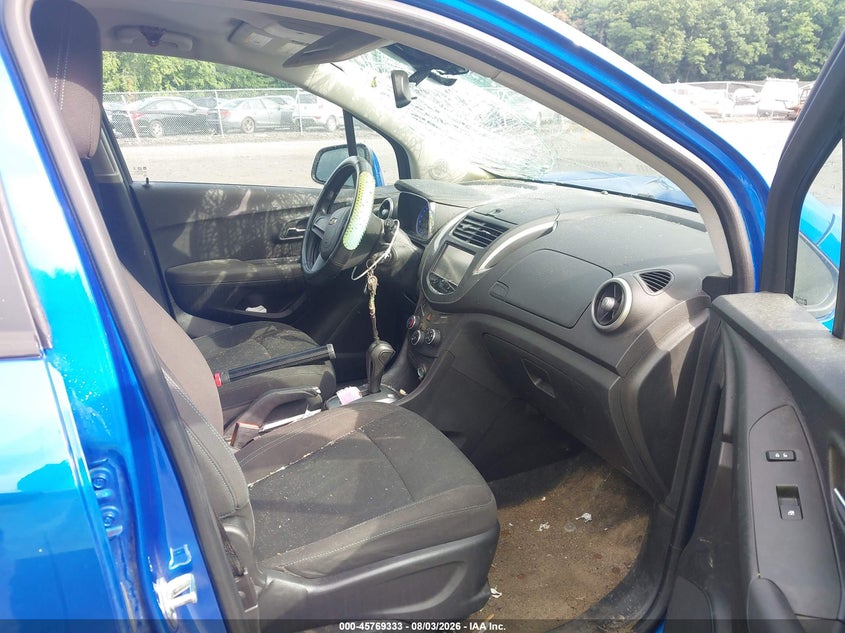 2015 CHEVROLET TRAX auction photo 5