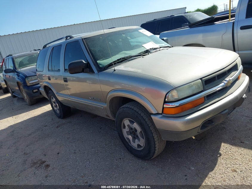 2005 CHEVROLET BLAZER auction photo 1
