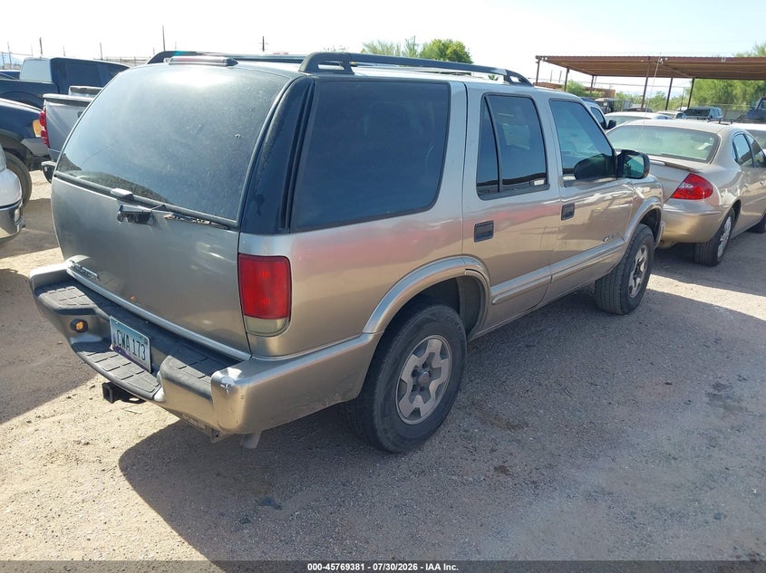 2005 CHEVROLET BLAZER auction photo 4
