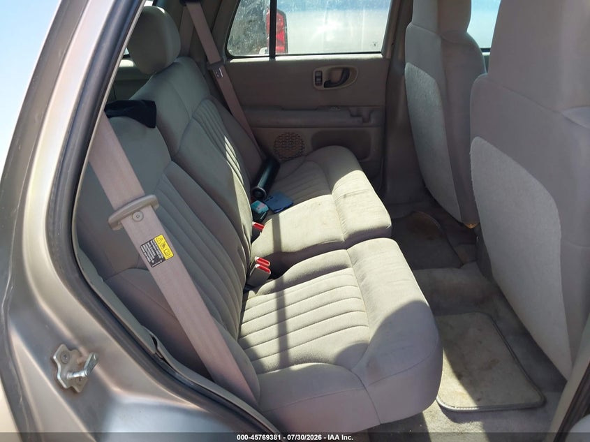 2005 CHEVROLET BLAZER auction photo 8
