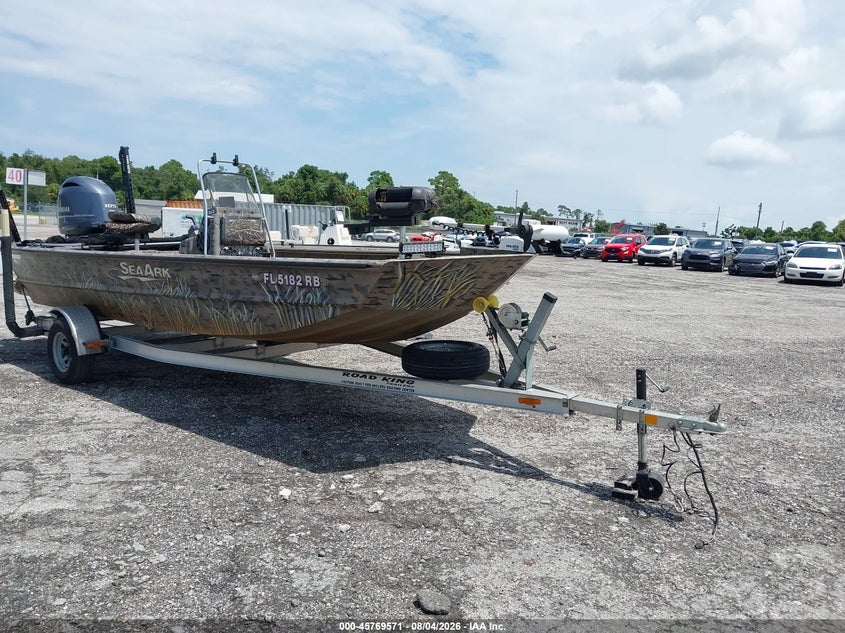 2016 SEAARK BOAT auction photo 1