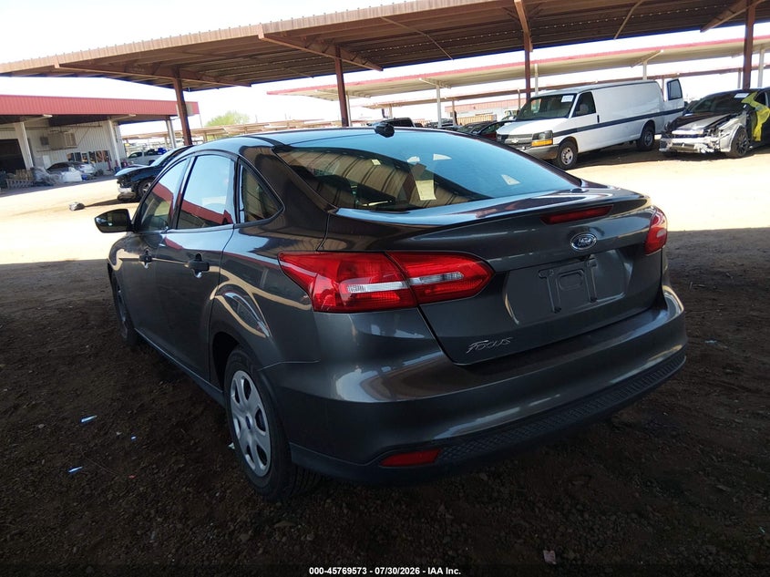 Vin: 1fadp3e24hl333424, lot: 46268322, ford focus s 20173