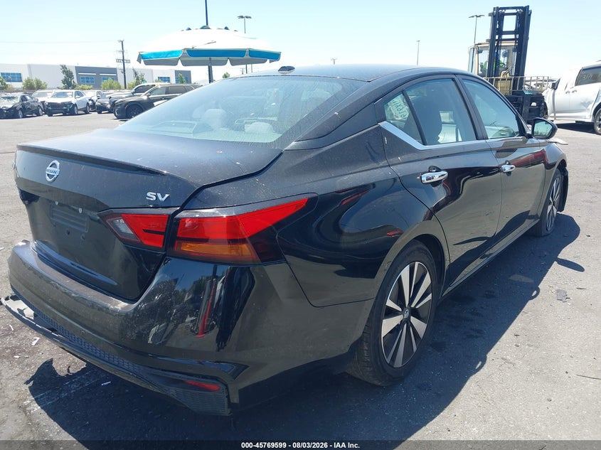 Vin: 1n4bl4dv5mn334472, lot: 46268348, nissan altima sv fwd 20214