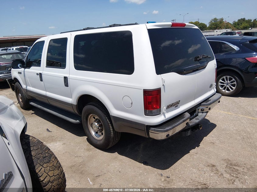2005 FORD EXCURSION auction photo 3