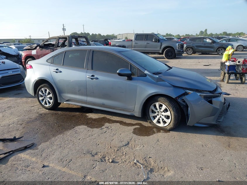 TOYOTA COROLLA - zdjęcie 13